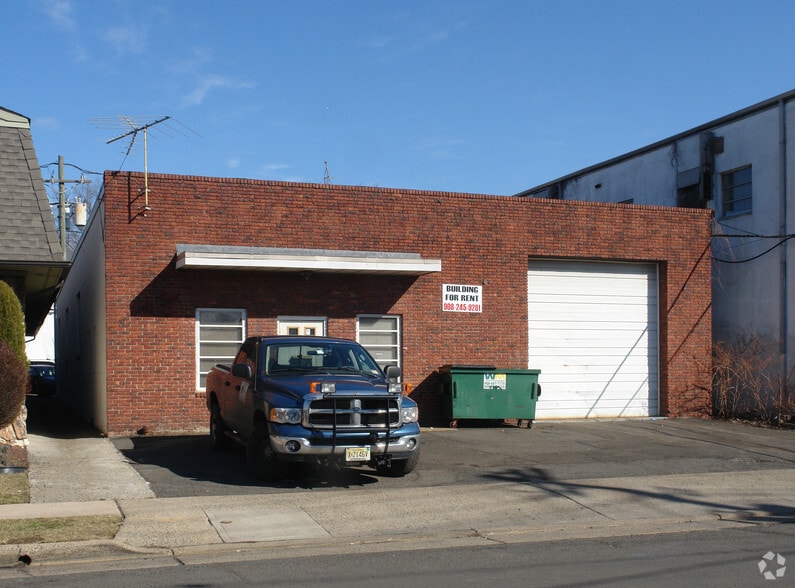 More Photos Of 205 E 11th Ave, Roselle Manufacturing For Sale