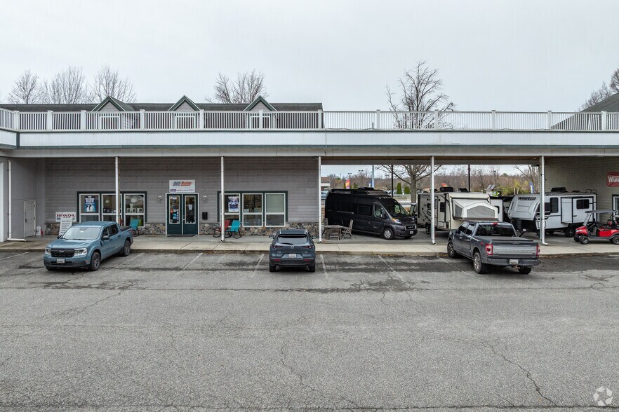 More Photos Of 325 Cleat St, Stevensville Industrial For Sale