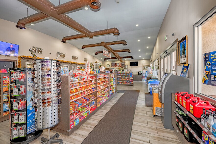 More Photos Of 1309 N La Brea Ave, Los Angeles Service Station For Sale