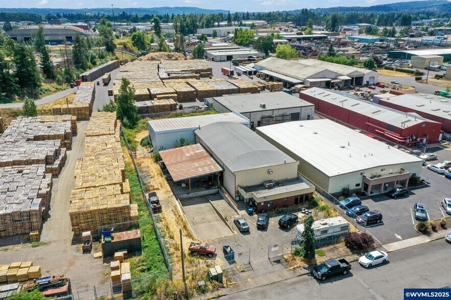 Primary Photo Of 1885 Anunsen Ct NE, Salem Warehouse For Sale