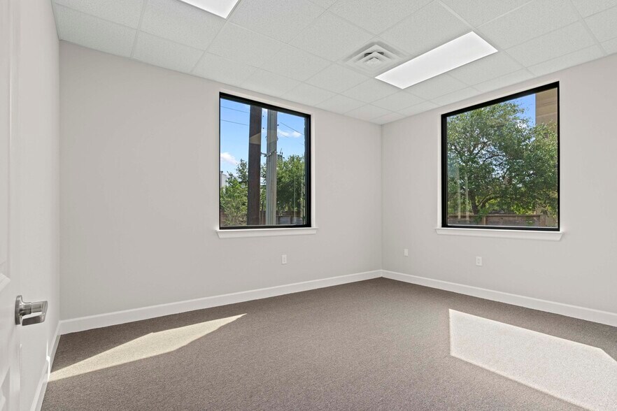 More Photos Of 25145 Star Ln, Katy Medical For Lease