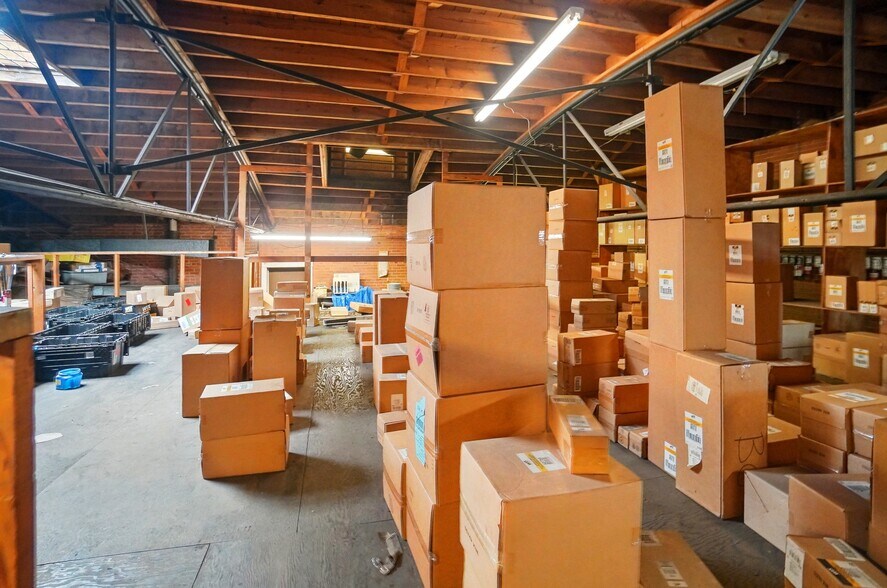 More Photos Of 315 W Morgan St, Monroe Auto Repair For Sale