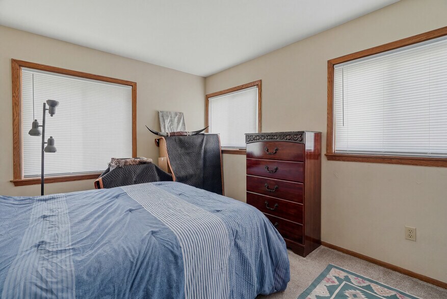 More Photos Of 394 Pierce St, Saint Paul Apartments For Sale