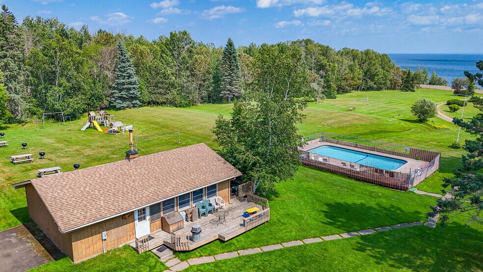 More Photos Of 9000 Congdon Blvd, Duluth Hotel For Sale