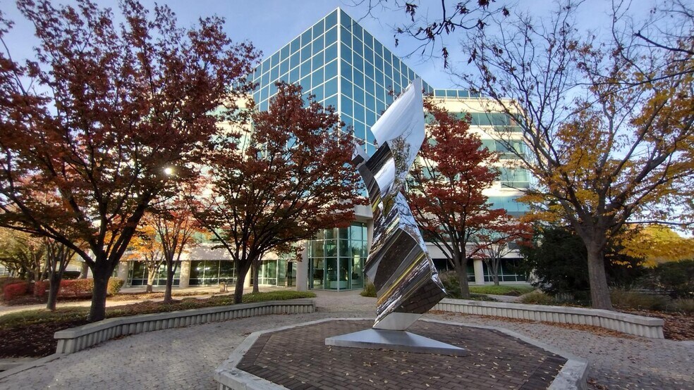 More Photos Of 4061 Powder Mill Rd, Beltsville Office For Lease