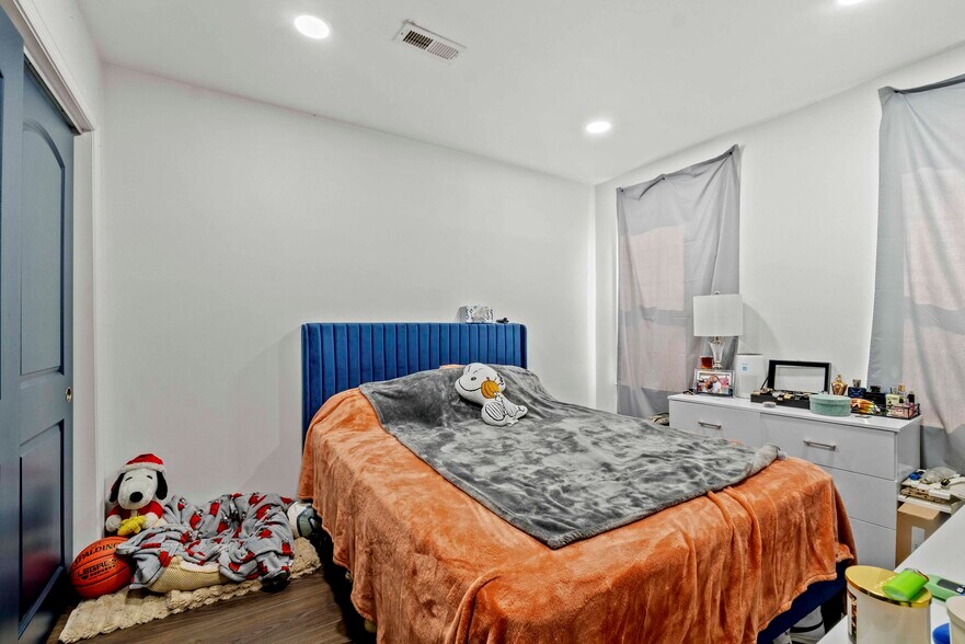 More Photos Of 1602 Cypress St, Baltimore Apartments For Sale