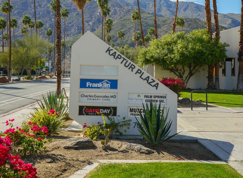 More Photos Of 750 E Tahquitz Canyon Way, Palm Springs Office For Lease