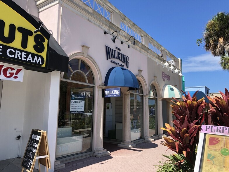 More Photos Of 380 St Armands Cir, Sarasota Storefront For Lease