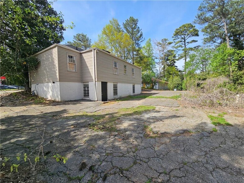 More Photos Of 1799 Clairmont Rd, Decatur Office Residential For Sale