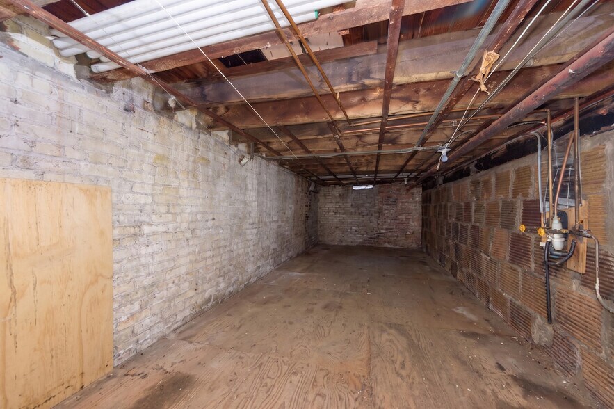More Photos Of 1288 Flatbush Ave, Brooklyn Flex For Lease