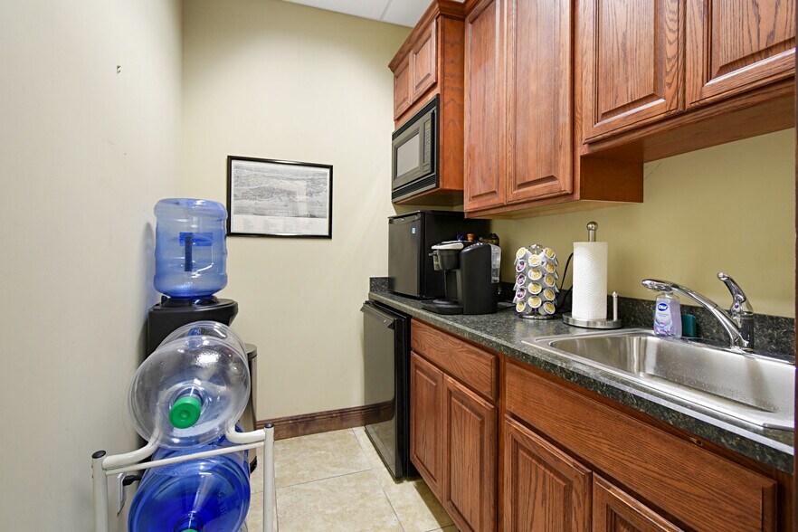 More Photos Of 1301 Plantation Island Dr, Saint Augustine Medical For Sale