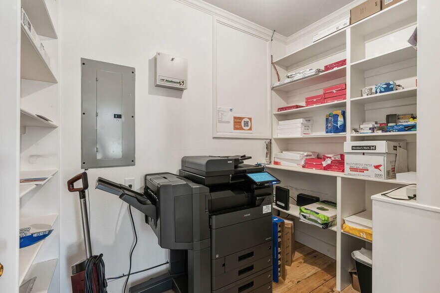 More Photos Of 12159 FM 1097 Rd W, Willis Office For Sale