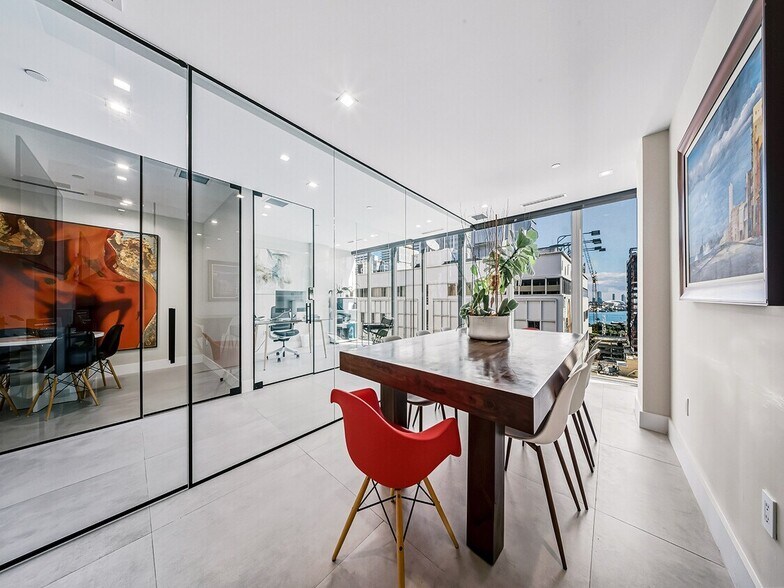 Primary Photo Of 150 SE 2nd Ave, Miami Office Residential For Sale