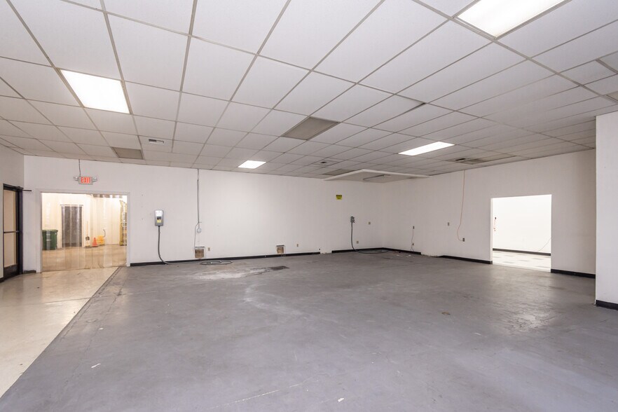 More Photos Of 1819 E St, Sacramento Flex For Sale