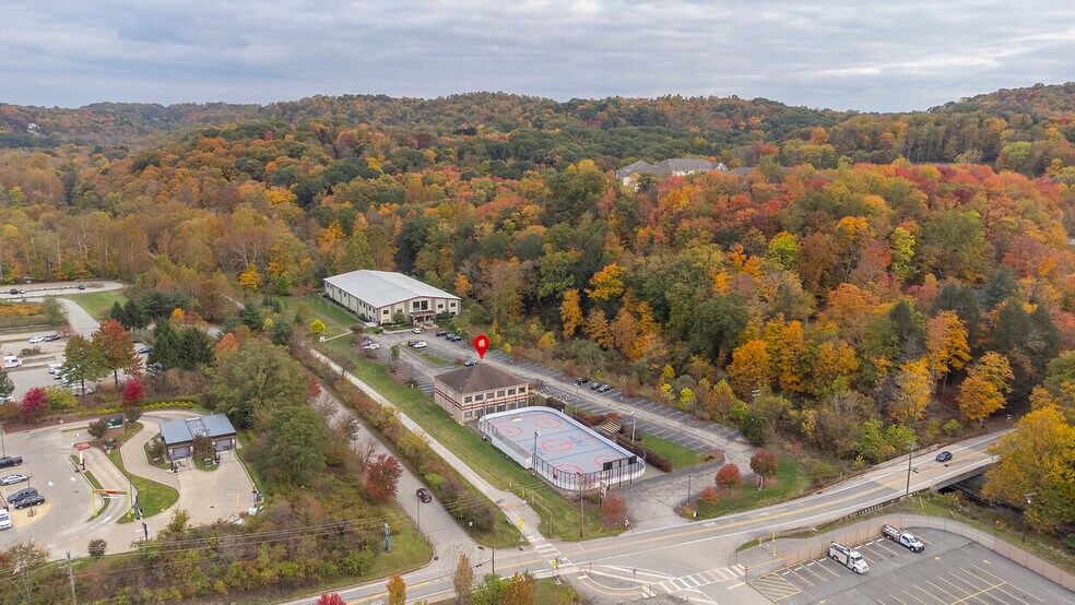 More Photos Of 4491 School Rd S, Murrysville Office For Sale