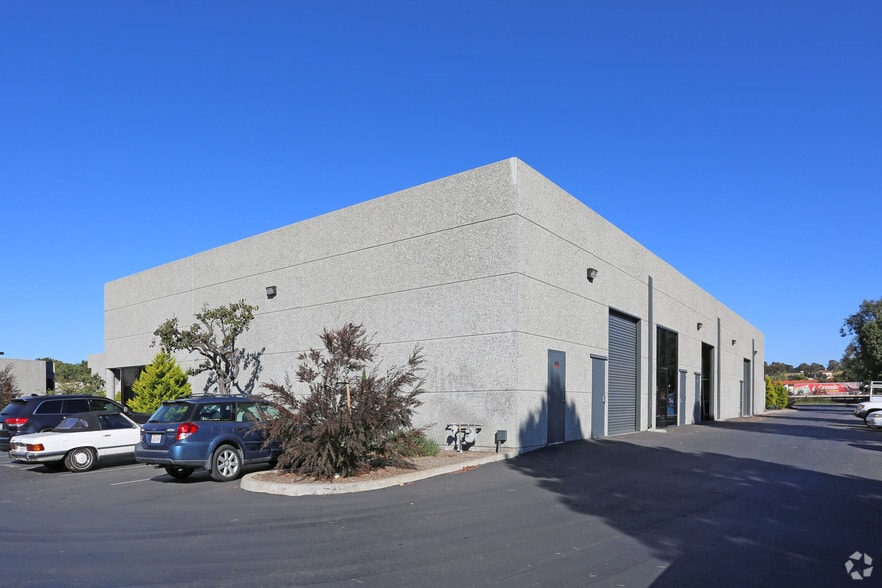 More Photos Of 5451 Avenida Encinas, Carlsbad Office For Lease
