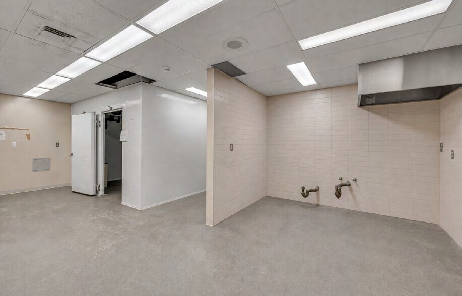 More Photos Of 6300 Boul Guillaume Couture, Lévis Office For Lease