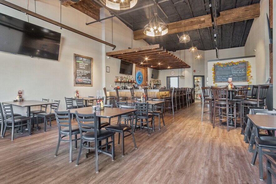 More Photos Of 10 E Main St, Thurmont Restaurant For Sale