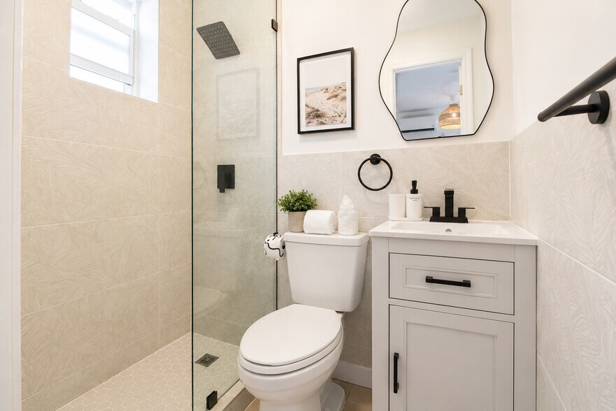 More Photos Of 1440 SW 4th St, Miami Apartments For Sale