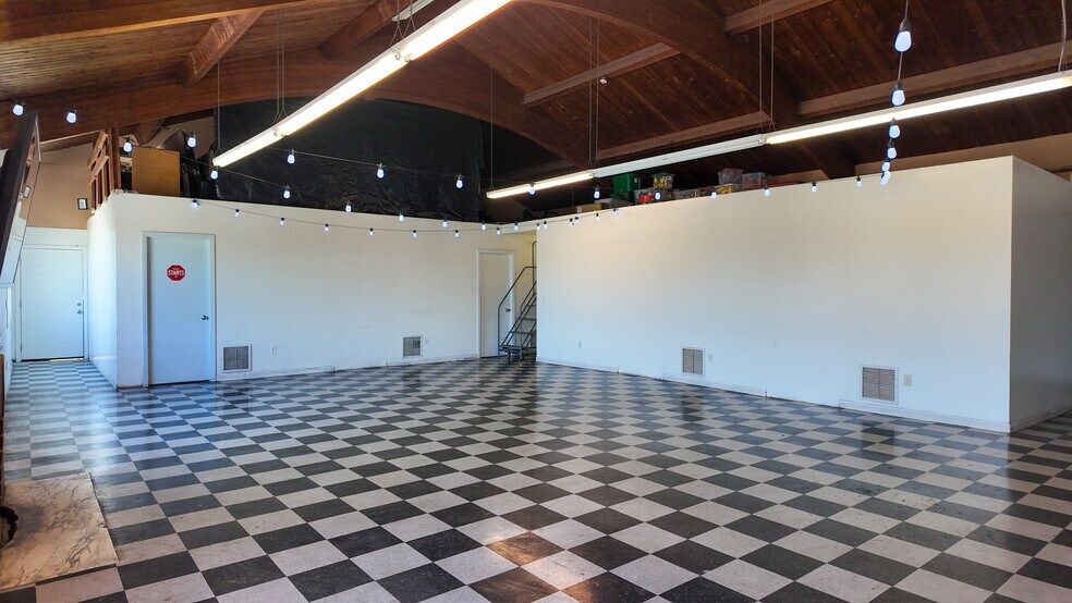 More Photos Of 11984 Santa Fe Ave, Lynwood Specialty For Sale