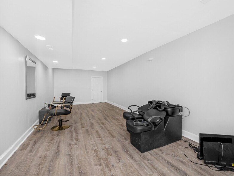 More Photos Of 104 Main St, Malden Storefront For Lease