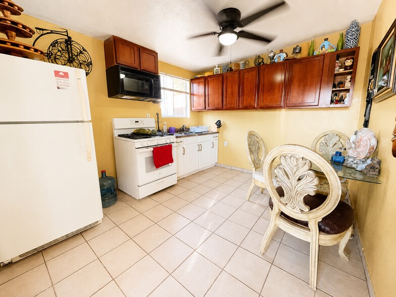 More Photos Of 515 Wilson Ave, Bakersfield Apartments For Sale