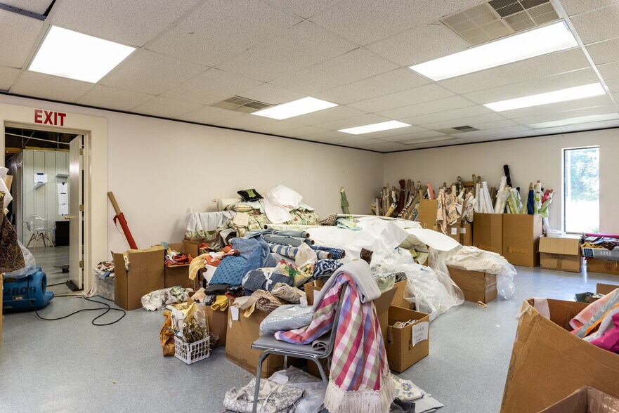 More Photos Of 5211 Union Rd., Gastonia Warehouse For Sale