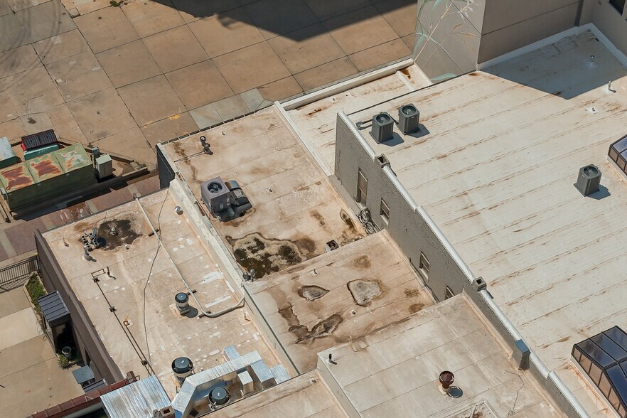 More Photos Of 108 S Santa Fe Ave, Salina General Retail For Lease