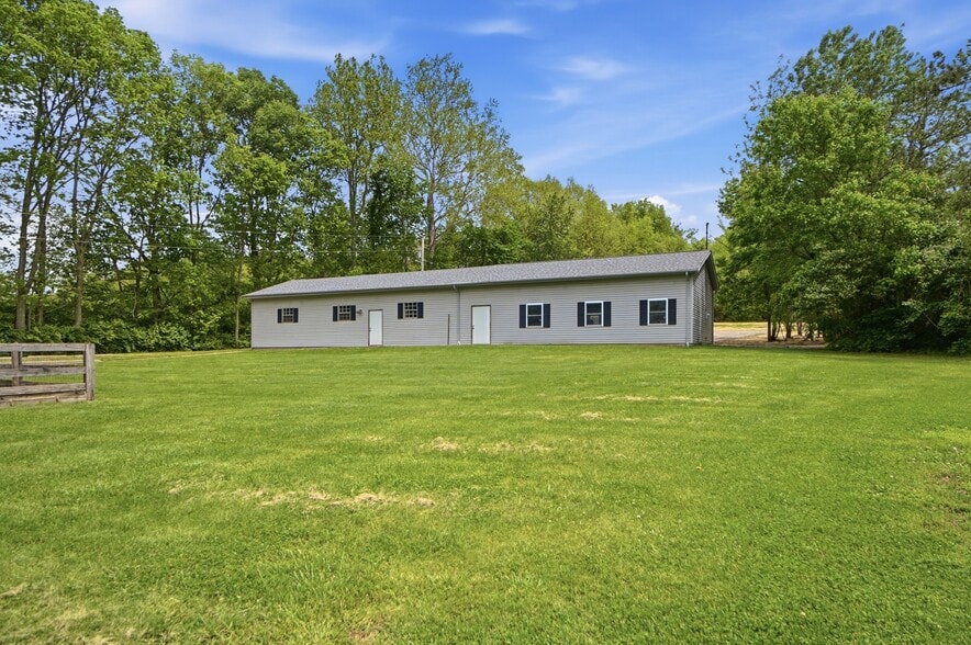 More Photos Of 2996 Millville Shandon Rd, Hamilton Specialty For Sale