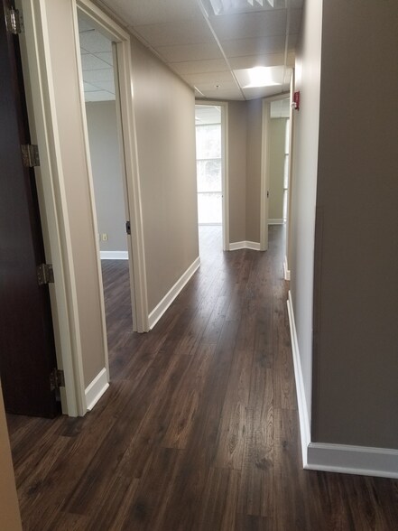 More Photos Of 3005 Royal Blvd S, Alpharetta Office For Lease