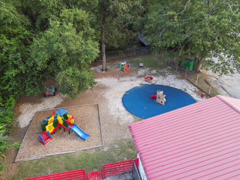 More Photos Of 1718 S Beltline Blvd, Columbia Daycare Center For Sale
