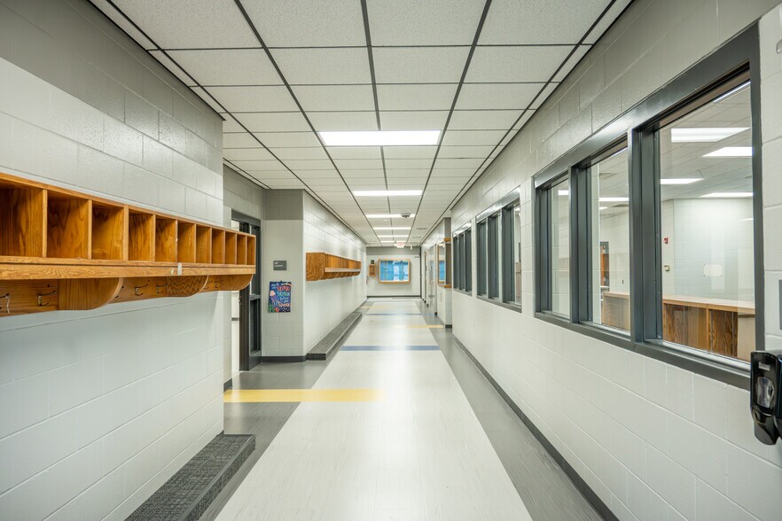 More Photos Of 201 Hoehn dr, Lyndon Station Specialty For Sale