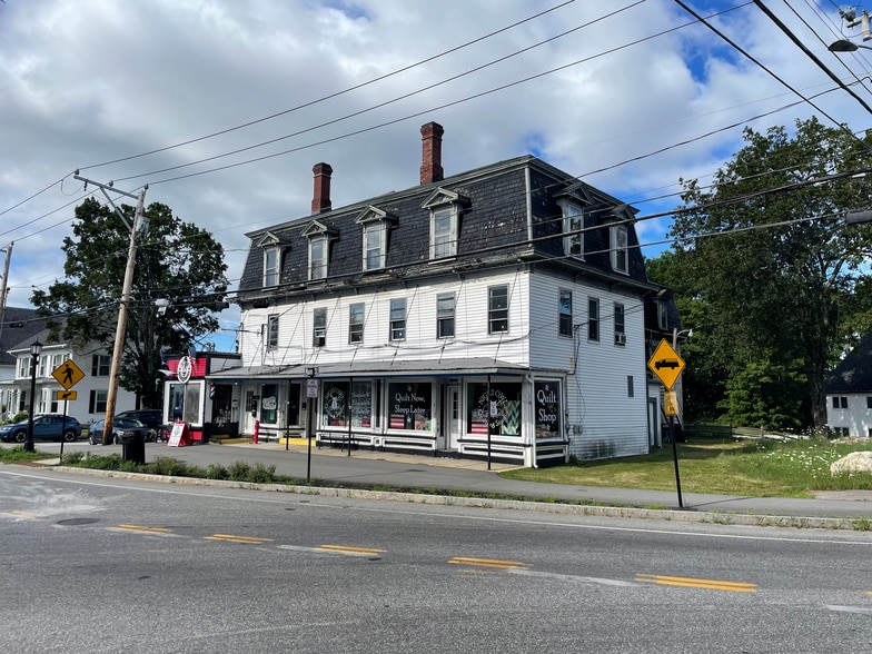 Primary Photo Of 4 Main St, Goffstown Storefront Retail Residential For Lease