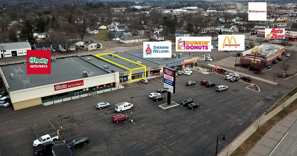 More Photos Of 1417-1431 S Hastings Way, Eau Claire Freestanding For Lease