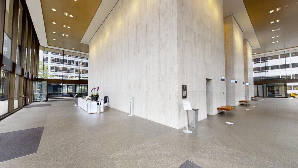 More Photos Of 1001 4th Ave, Seattle Office For Lease