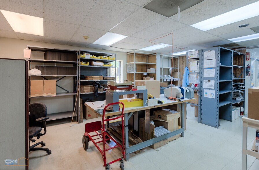 More Photos Of 5649 Arapahoe Ave, Boulder Flex For Sale