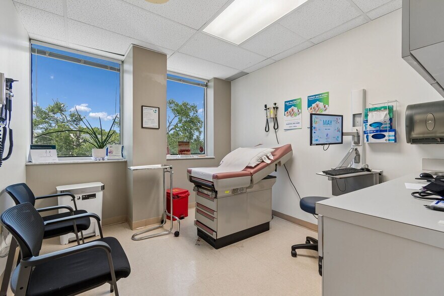 More Photos Of 4700-4708 N Habana Ave, Tampa Medical For Lease