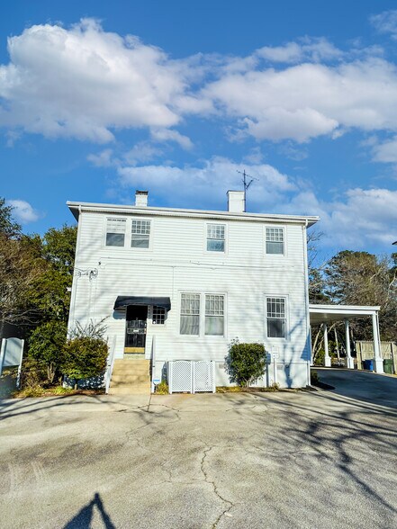 More Photos Of 509 Nash St W, Wilson Loft Creative Space For Sale