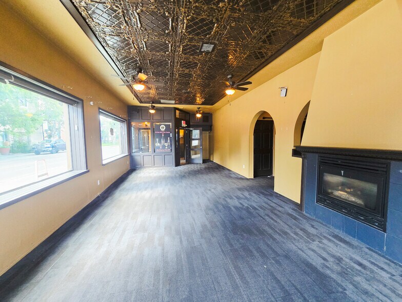 More Photos Of 10560 82nd Ave NW, Edmonton Restaurant For Sale