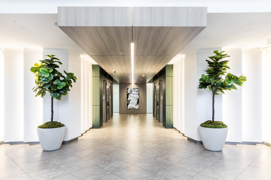 More Photos Of 5555 Glenridge Connector, Atlanta Unknown For Lease