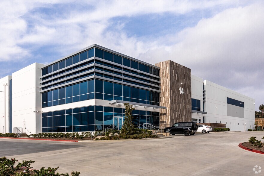 Primary Photo Of 14 Longitude Way, Corona Distribution For Sale