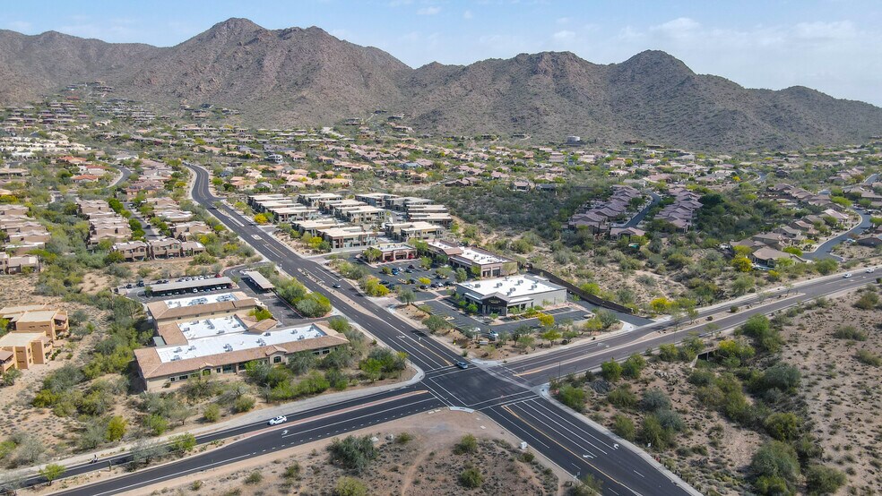 More Photos Of 11475 N 136th St, Scottsdale Freestanding For Lease