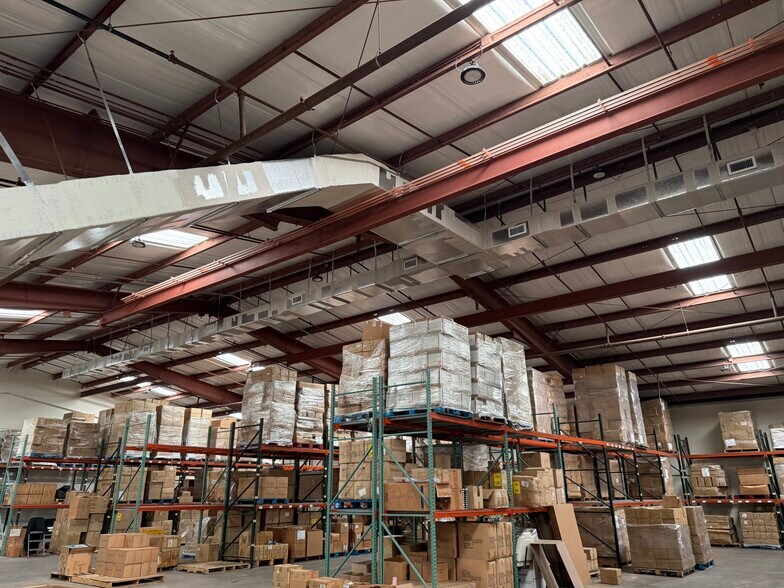 More Photos Of 7168 15th St E, Sarasota Manufacturing For Sale