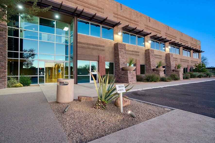 More Photos Of 8575 E Princess Dr, Scottsdale Unknown For Lease