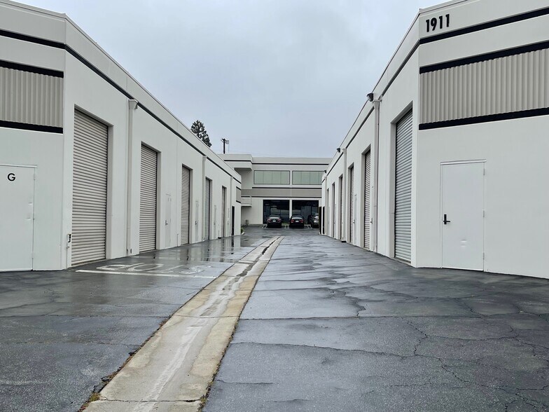 More Photos Of 1891 N Gaffey St, San Pedro Light Distribution For Lease