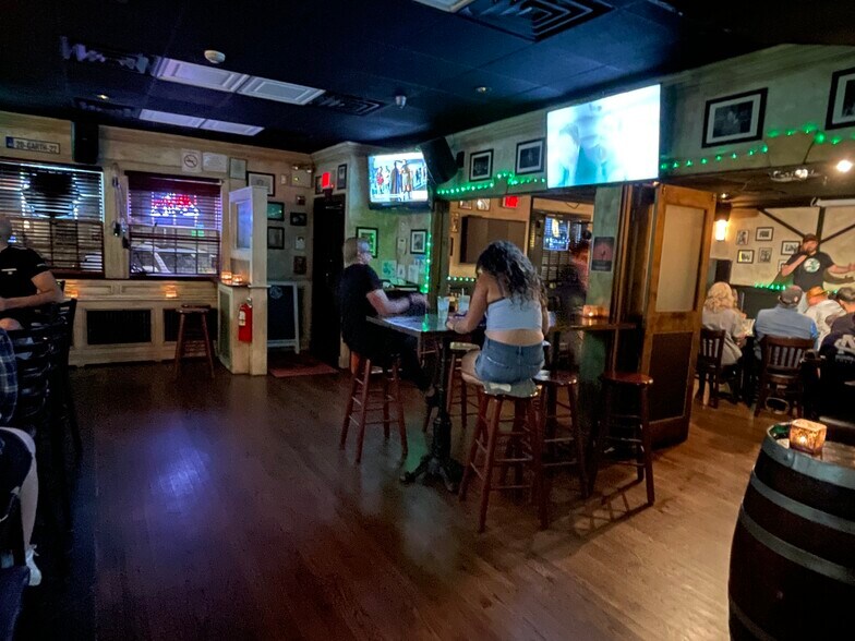 More Photos Of 33 W Central Ave, Pearl River General Retail For Sale