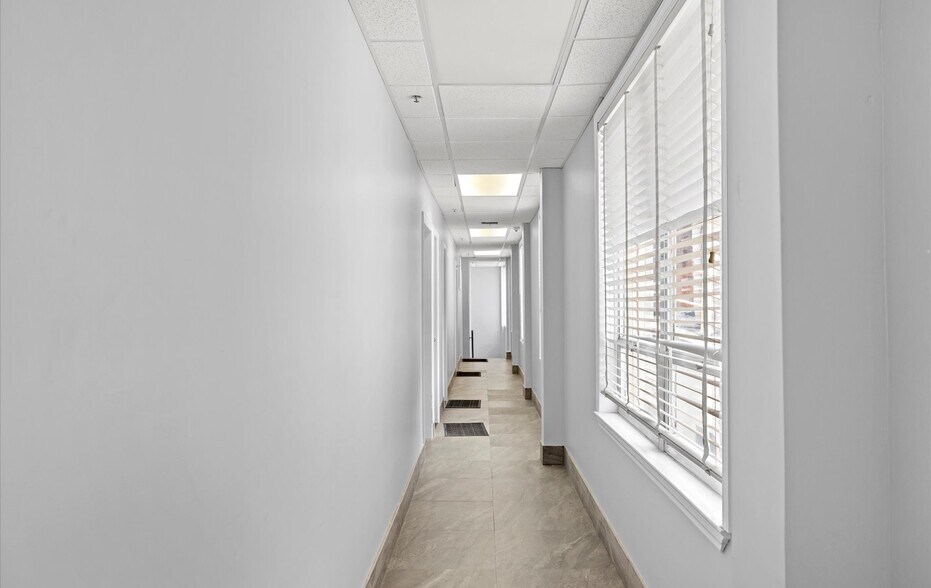 More Photos Of 37-39 Glen St, Glen Cove Office Residential For Sale