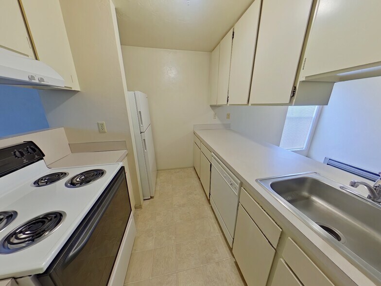 More Photos Of 1711 Patterson St, Eugene Apartments For Sale