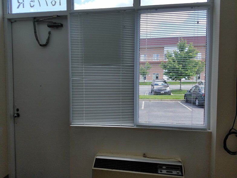 More Photos Of 18775 N Frederick Rd, Gaithersburg Warehouse For Lease