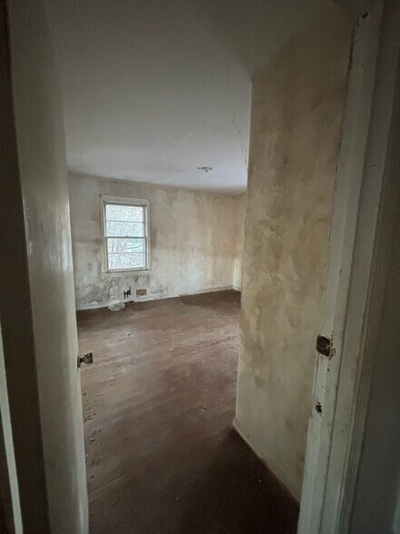 More Photos Of 4470 Austell Rd, Austell Office Residential For Sale